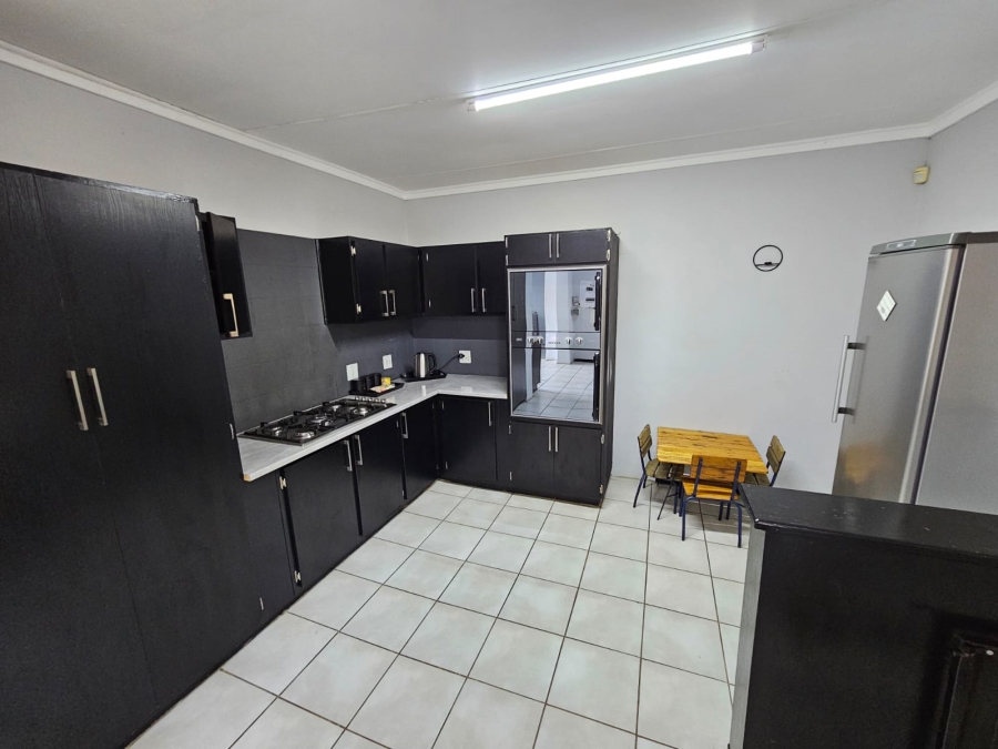 To Let 3 Bedroom Property for Rent in Riebeeckstad Free State